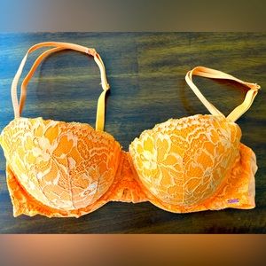 Victoria Secret Push Up Bra